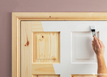 Proper painting of wooden doors