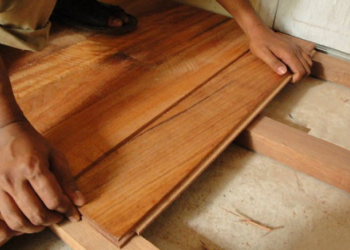 Laying parquet on lags