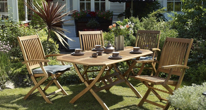 Какую мебель выбрать для дачи и рекомендации