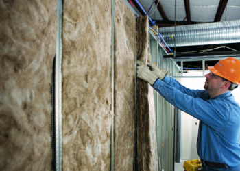 Применение минеральной ваты 100 мм в утеплении стен, кровли и полов: эффективность и преимущества