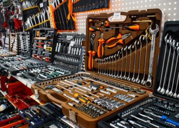 Komkor Tools: надежный поставщик инструментов для любых целей