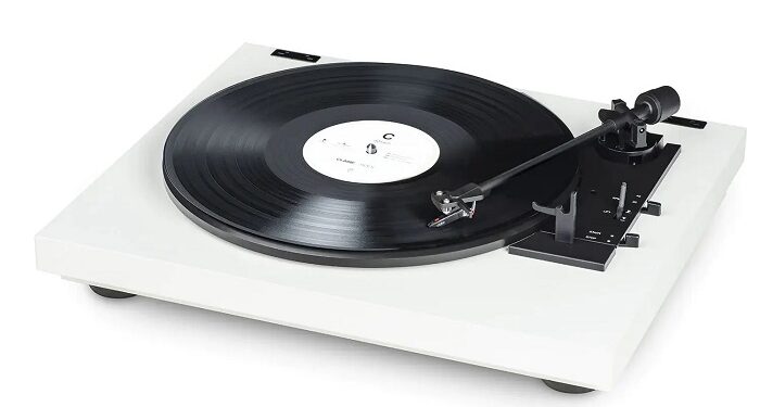Як вибирати програвач вінілу: популярні різновиди та корисні поради щодо вибору