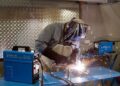 Зварювальний напівавтомат: переваги та використання