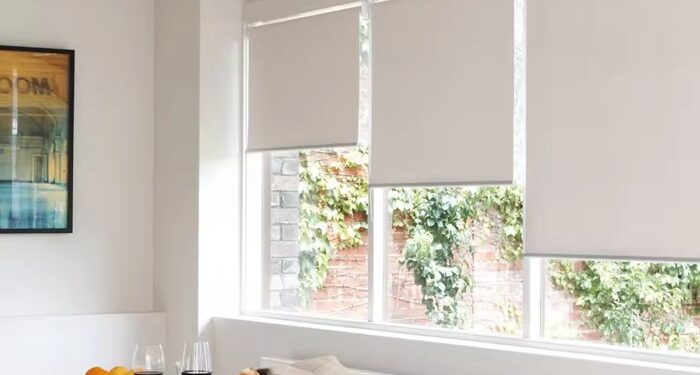 Тканинні ролети для створення легкої атмосфери