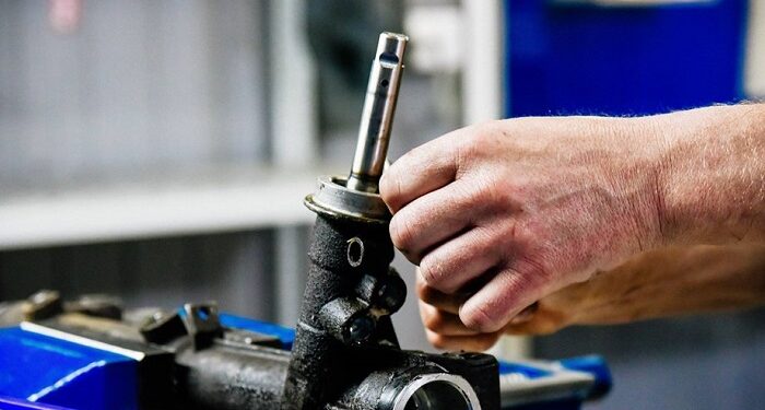 Отличия и плюсы надежного ремонта рулевых реек