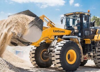 Навантажувачі фронтальні: які види бувають і сфера застосування