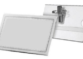 Бейджі з логотипом від компанії FIDEL: асортимент та переваги