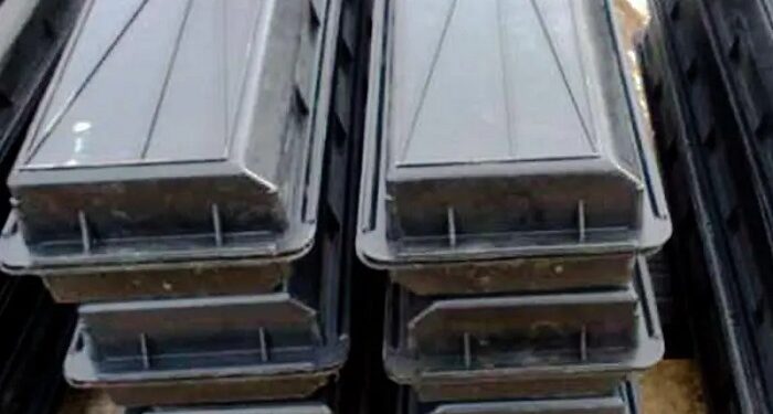 Формы для изготовления бордюра – основные виды и критерии выбора