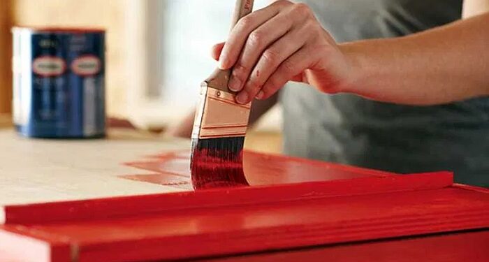 Эпоксидная краска для мебели: основные особенности, достоинства и выбор