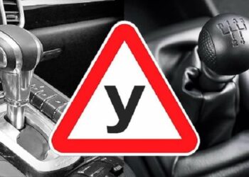 Автомат чи механіка: який тип трансмісії обрати для навчання в автошколі на Виноградарі