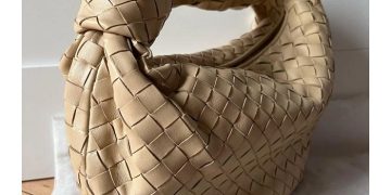 Як правильно обрати брендову сумку: детальний гід для вдалої покупки